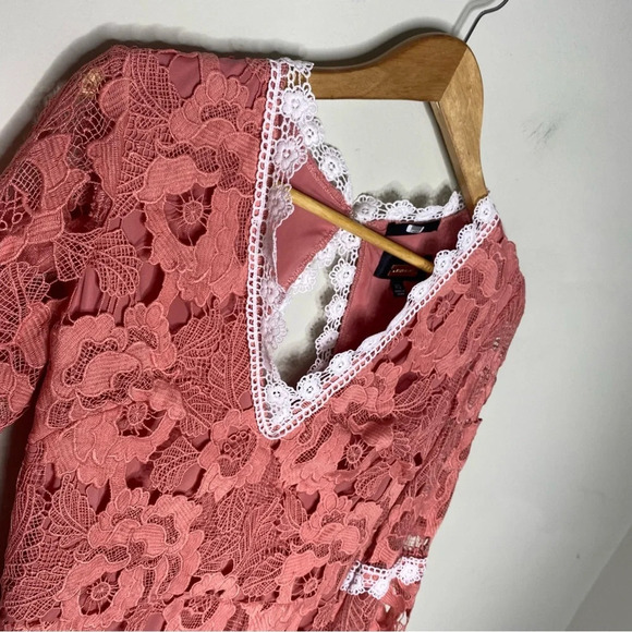 Alexia Admore Pink Contrast Crochet Lace Fit & Flare Mini Dress Size XS - Picture 4 of 12